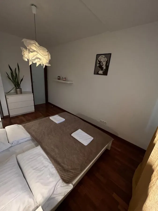 Murano Apartaments Business Varsó 0*,