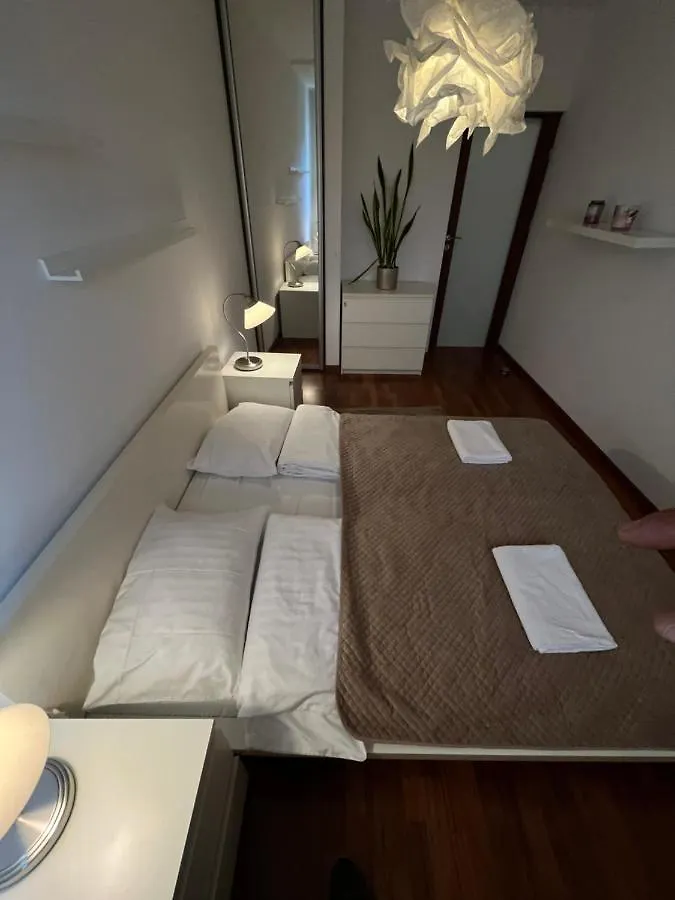 Murano Apartaments Business Varsó Apartman